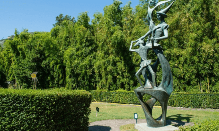 Памятник Пиноккио